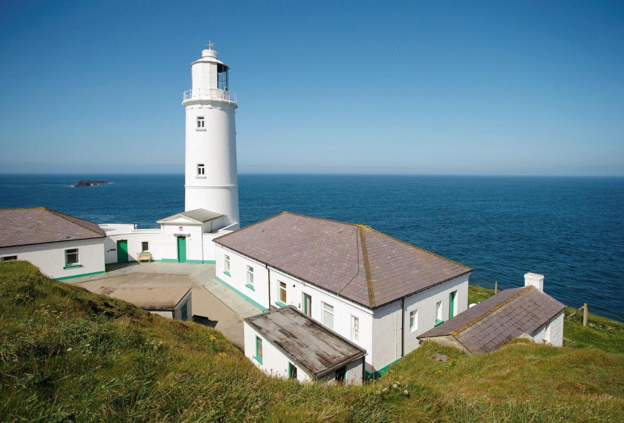 Verity Cottage Saint Merryn Bagian luar foto